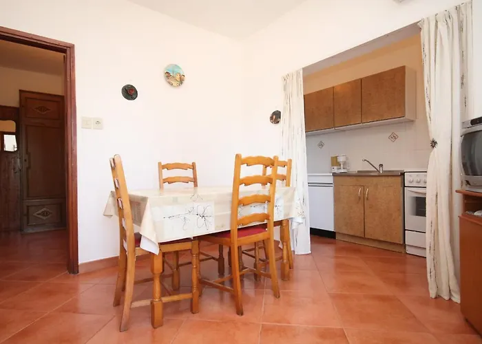 Appartamento Basanija 7149b *